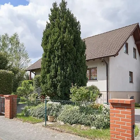 Am Stadtrand Von Berlin *